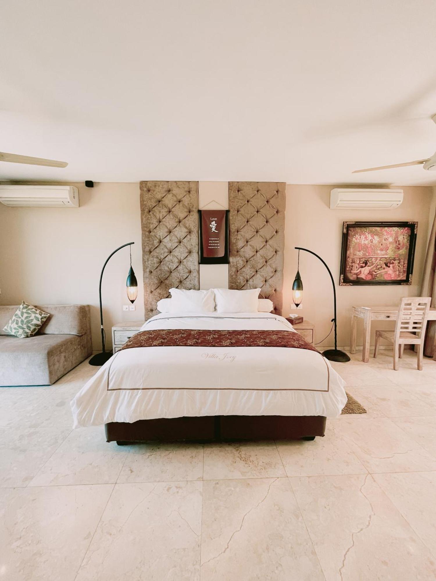 Villa Mandalika Lombok Kuta  エクステリア 写真